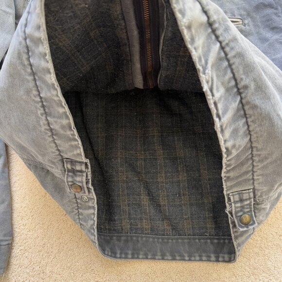 Vintage well worn Carhartt jacket esti size l-xl - Picture 7 of 15